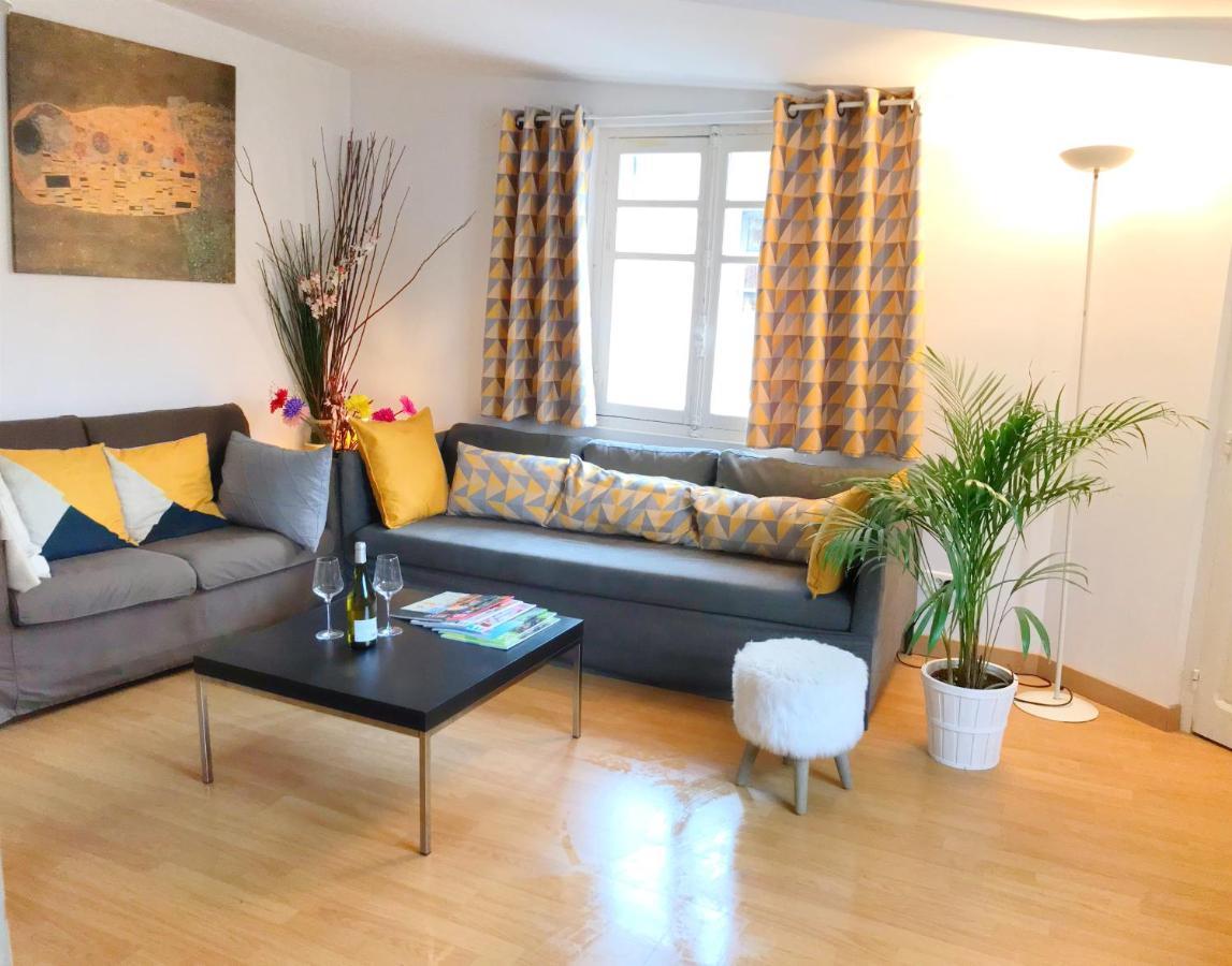 אפט Appartement En Plein Centre Ville מראה חיצוני תמונה