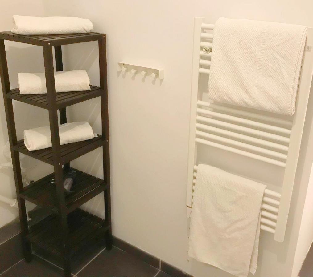 אפט Appartement En Plein Centre Ville מראה חיצוני תמונה