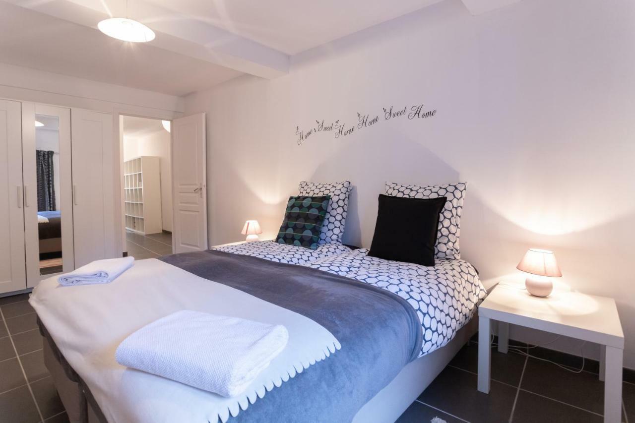 אפט Appartement En Plein Centre Ville מראה חיצוני תמונה