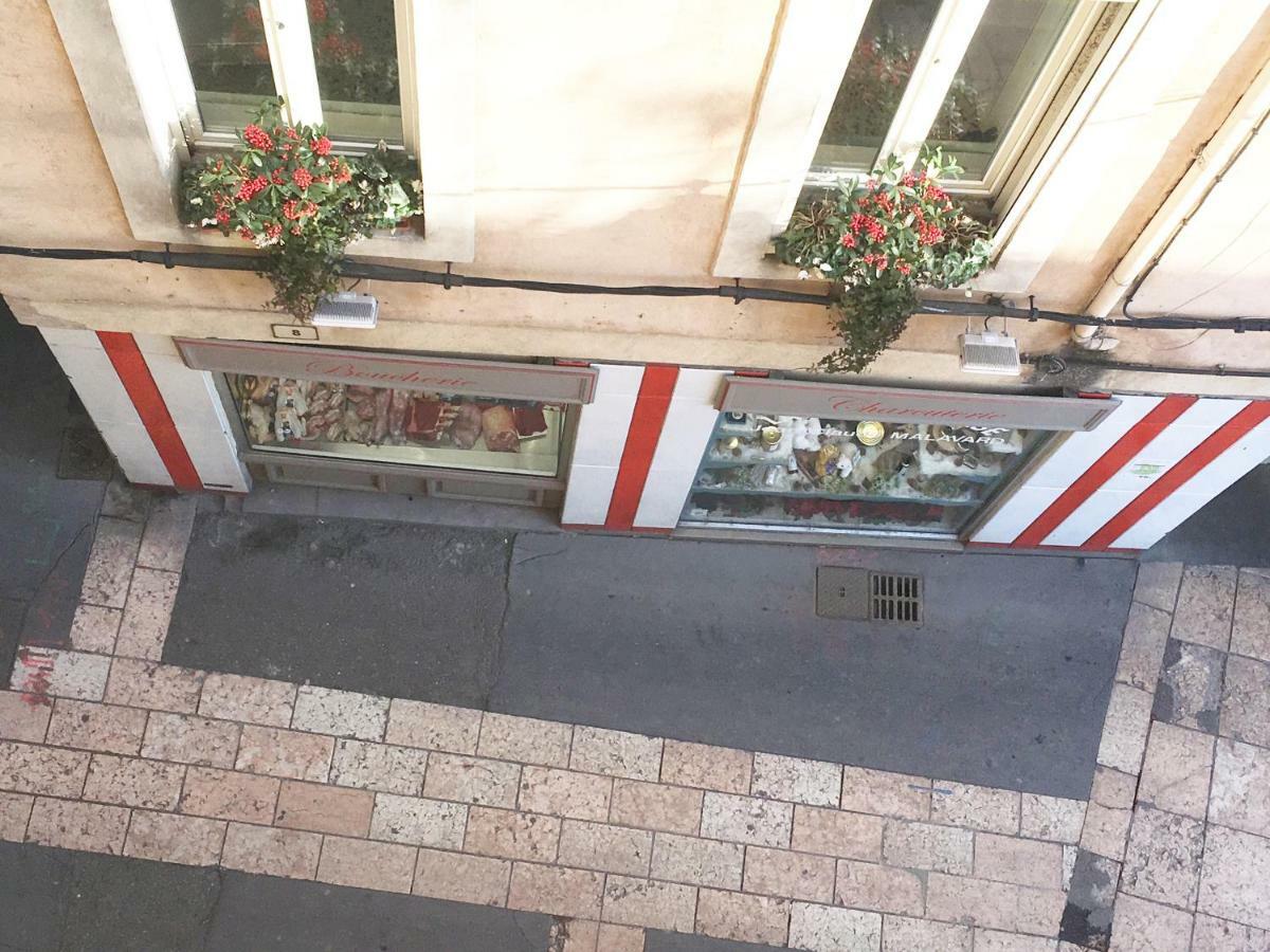 אפט Appartement En Plein Centre Ville מראה חיצוני תמונה